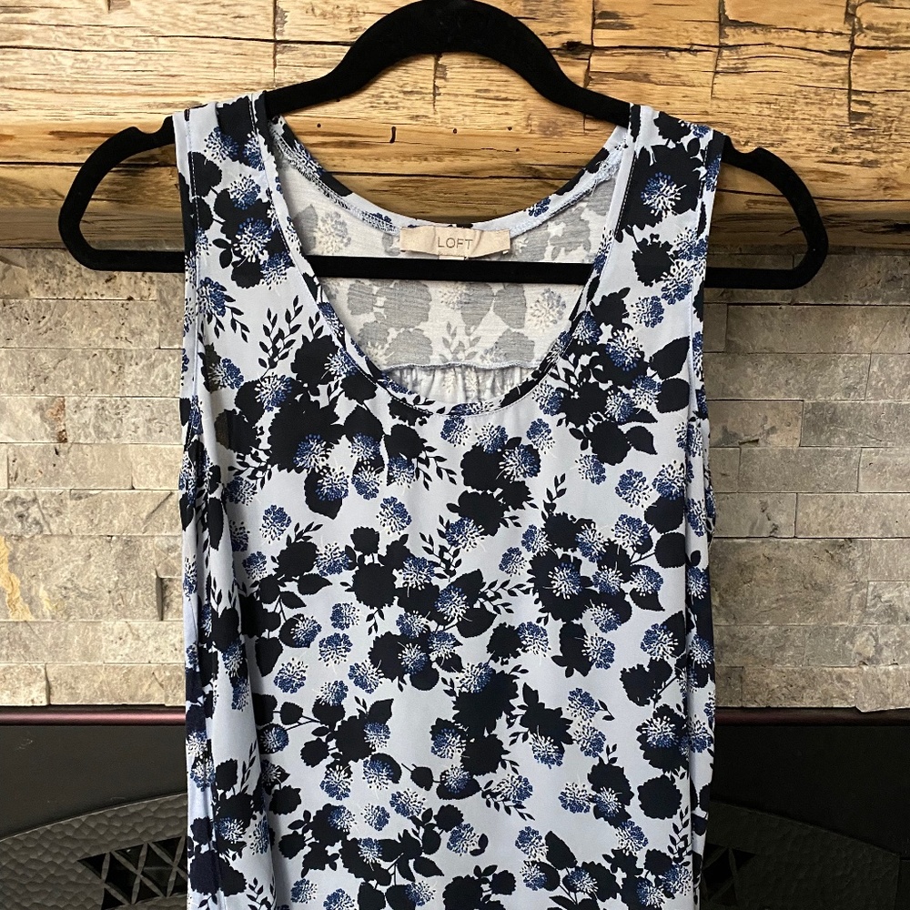 Loft Brand Sleeveless Scoop-neck Blouse
